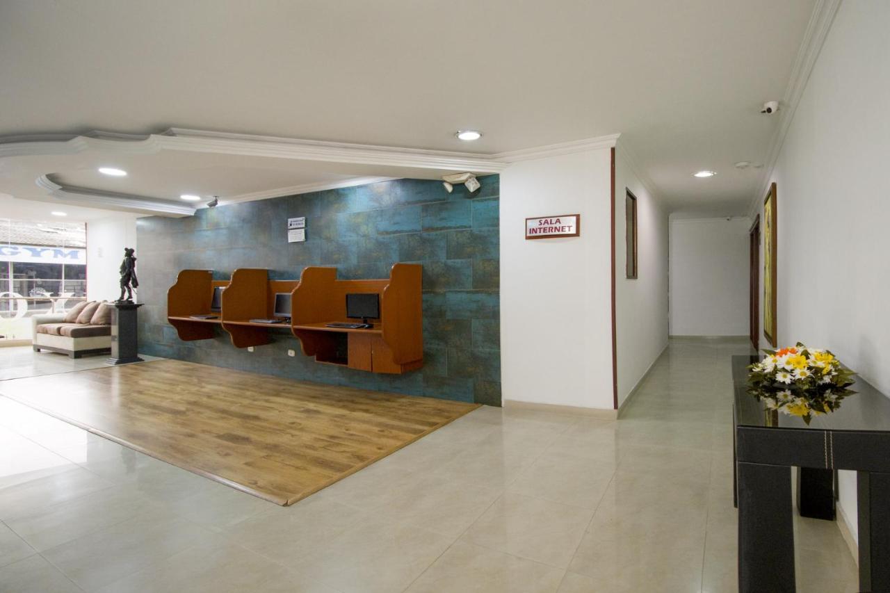 Hotel Luxor Pereira Buitenkant foto