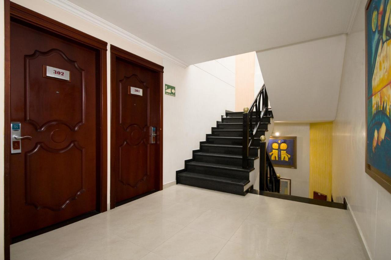 Hotel Luxor Pereira Buitenkant foto