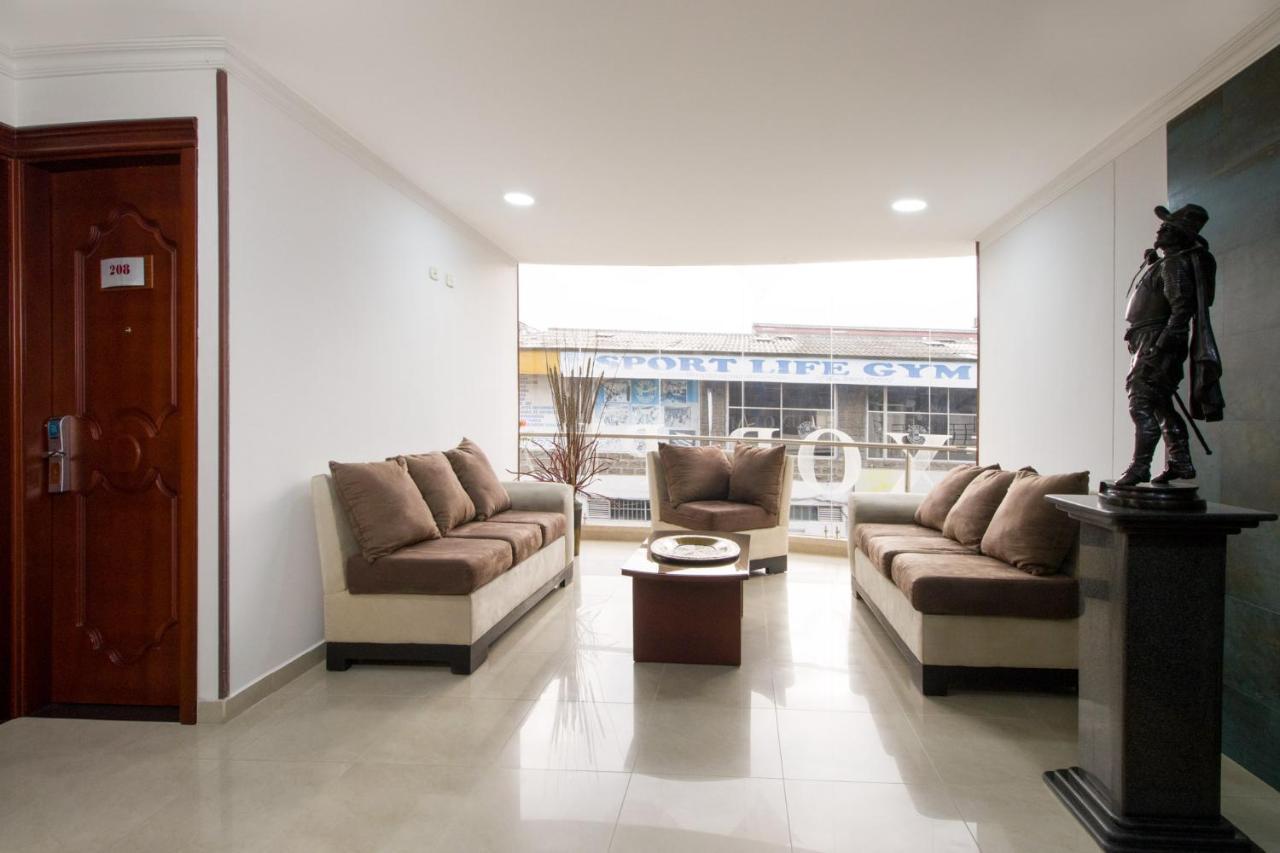 Hotel Luxor Pereira Buitenkant foto