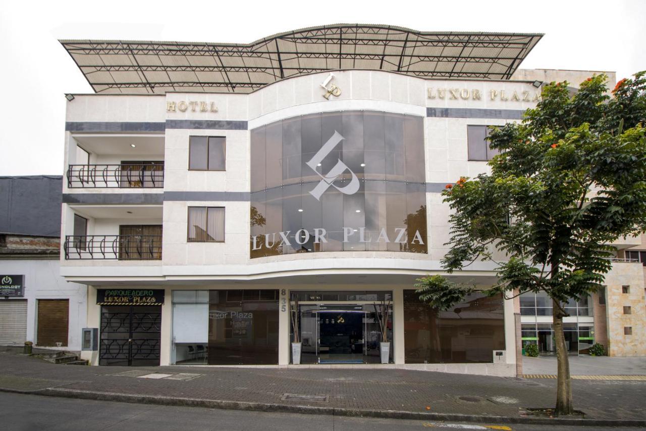 Hotel Luxor Pereira Buitenkant foto